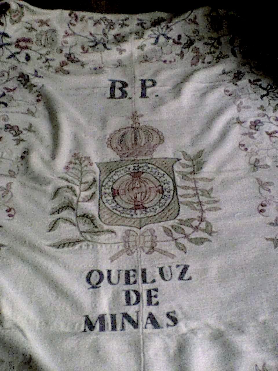 COLCHA DE QUELUZ.jpg